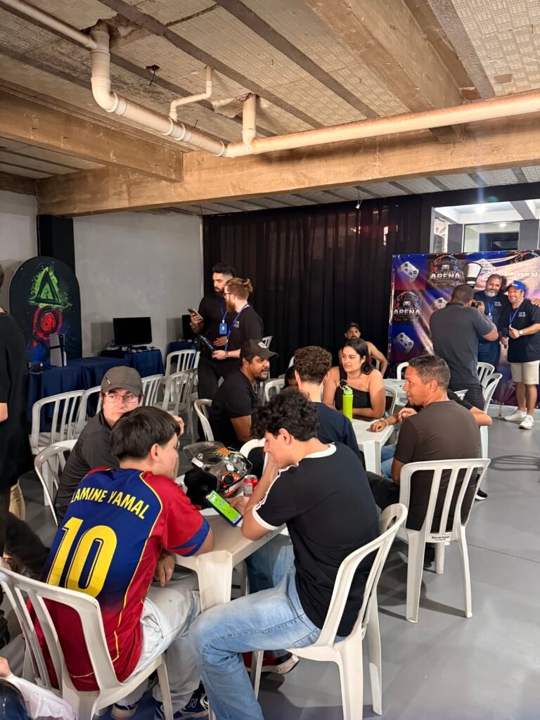 Público acompanhando o torneio de inauguração da Wil Games